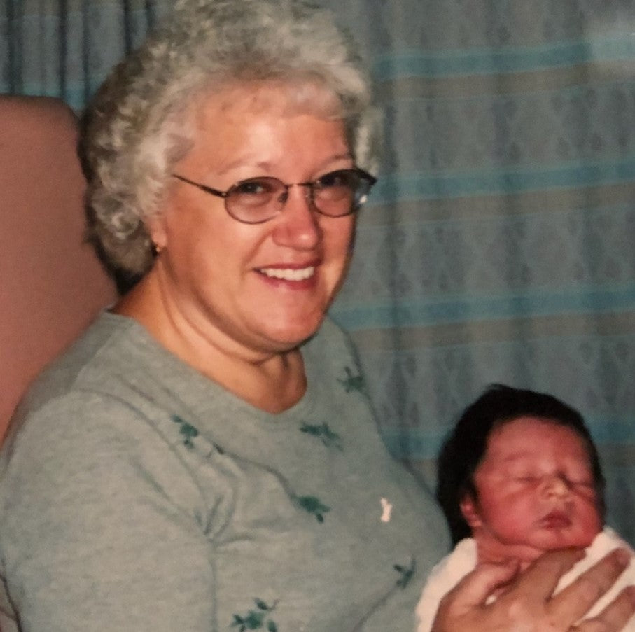 What You Must Tell Your Babysitter and Grandma Before Leaving Your Baby