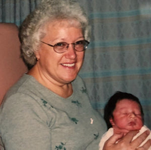 What You Must Tell Your Babysitter and Grandma Before Leaving Your Baby