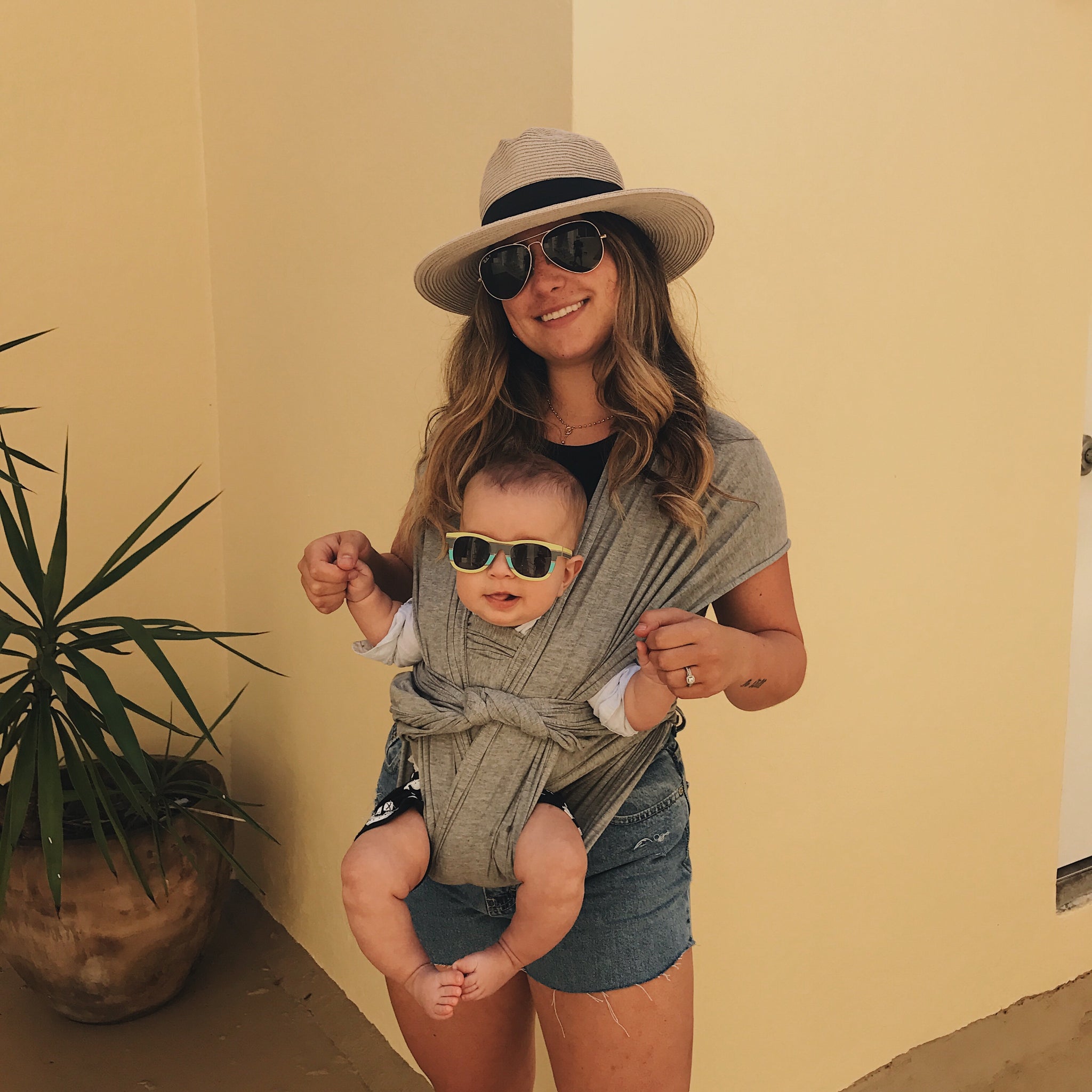 Benefits of Babywearing